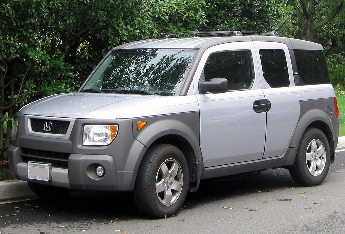 Honda Element (2003-2011) – Crossover pro aktivní životní styl