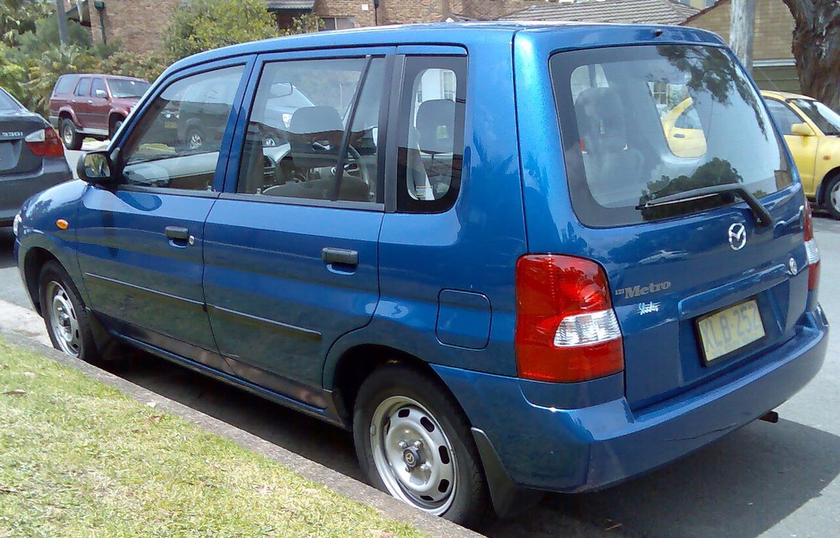Mazda Demio DW (1996-2002)