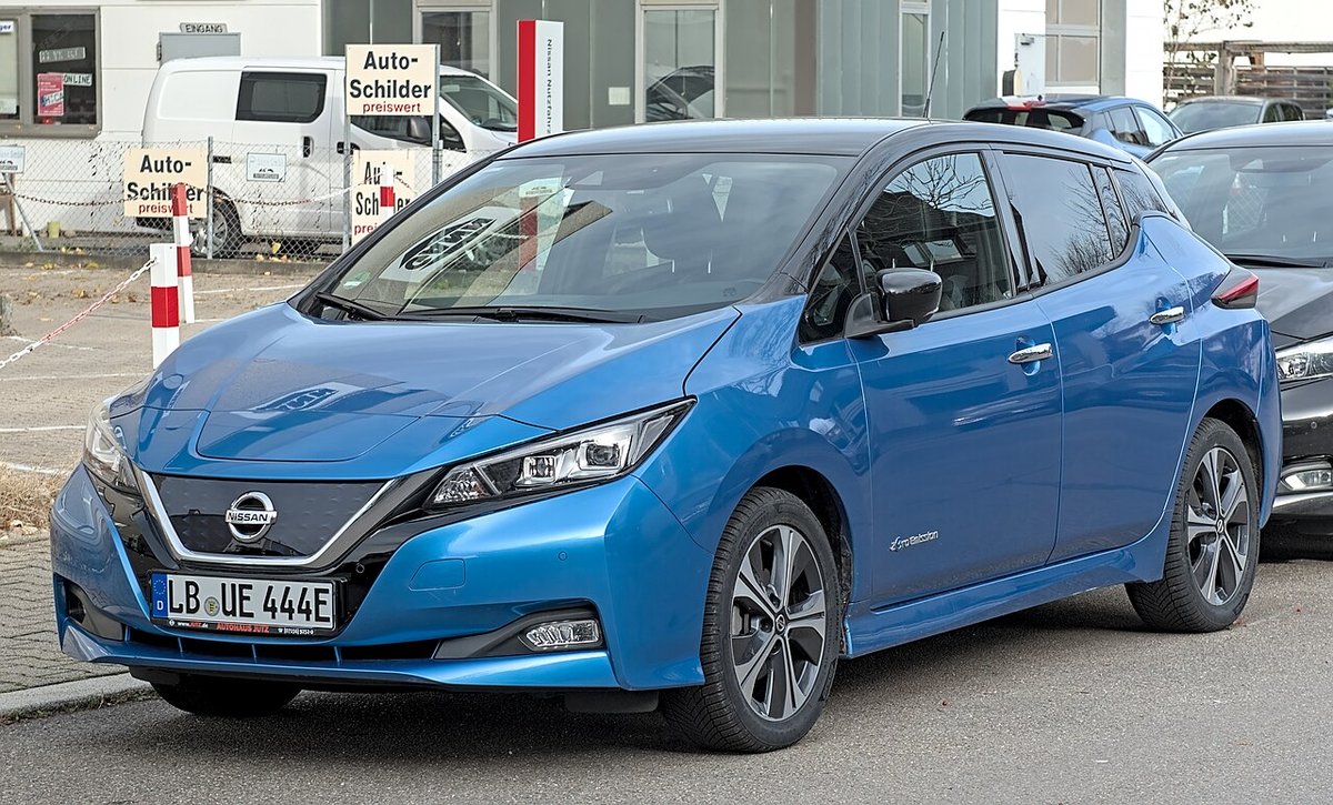 Nissan Leaf ZE1 2.generace