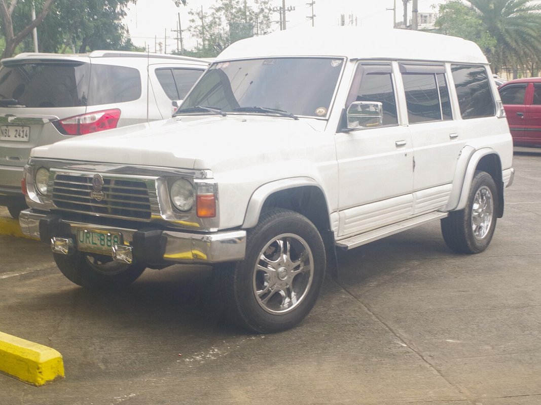 Nissan Patrol Y60 4. generace