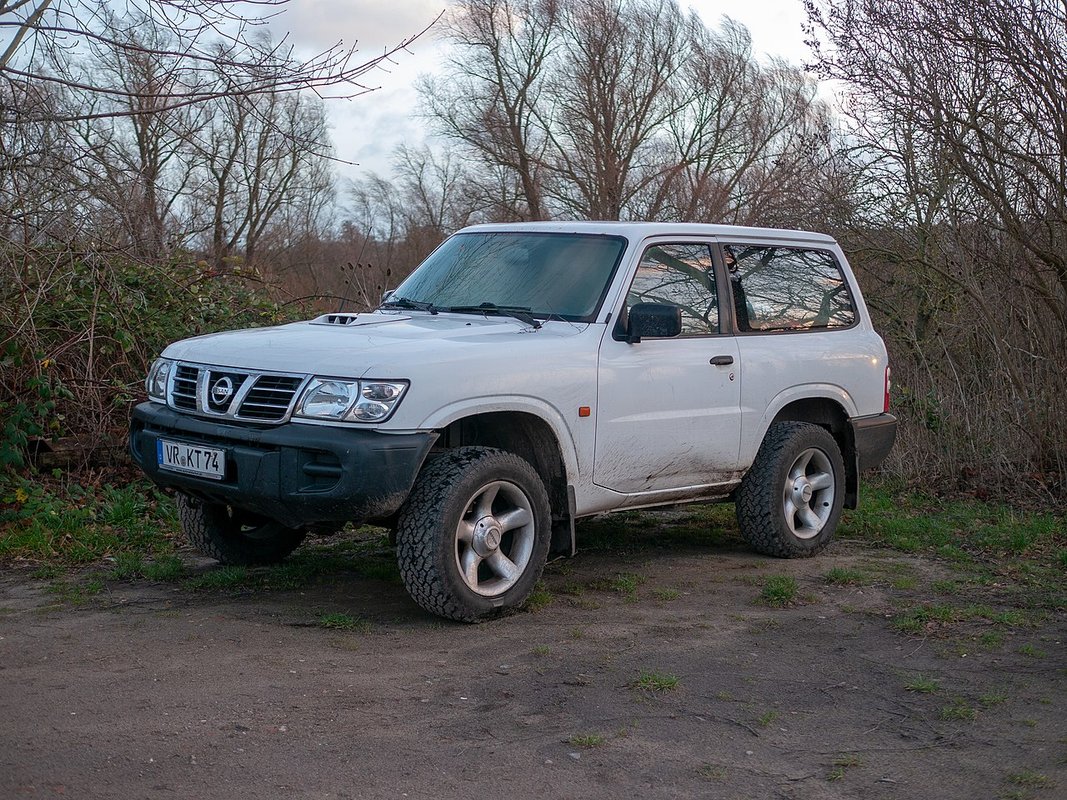 Nissan Patrol Y61 5. generace