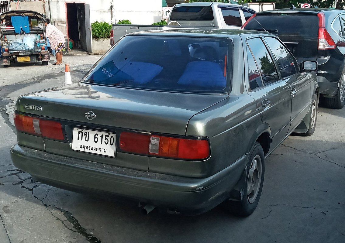 Nissan Sentra B13 3. generace