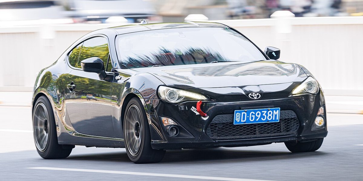 Toyota GT86 / 86 (2012-2020) – Duchovní nástupce AE86