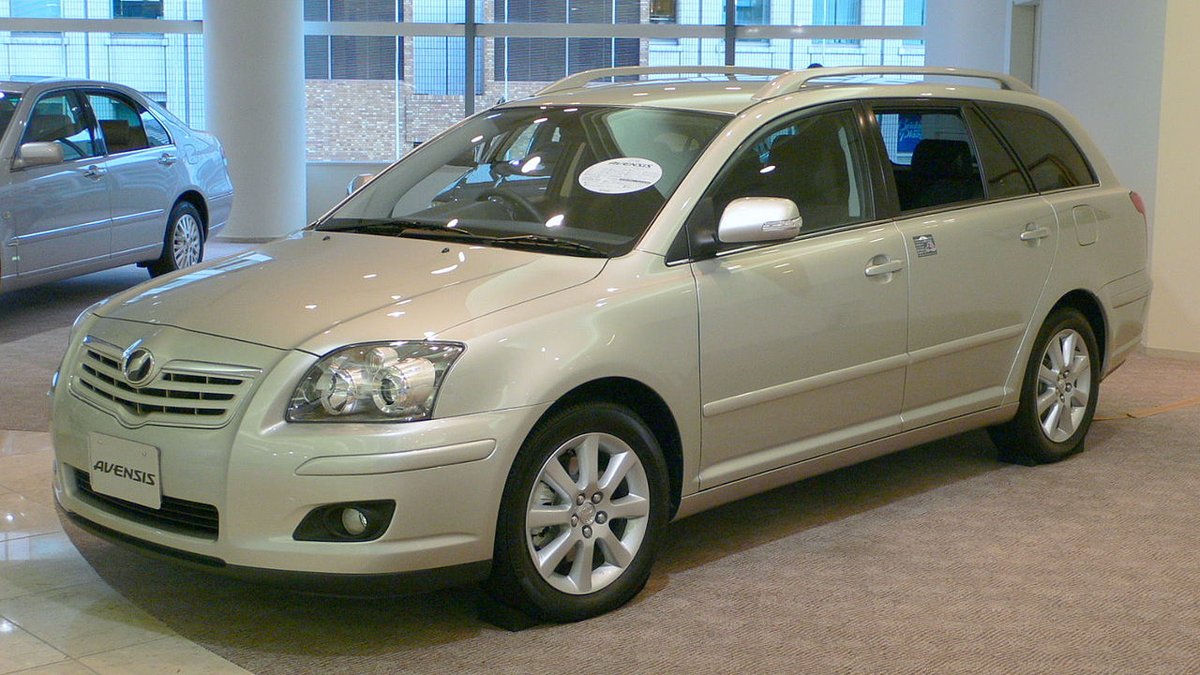 Toyota Avensis 2. generace