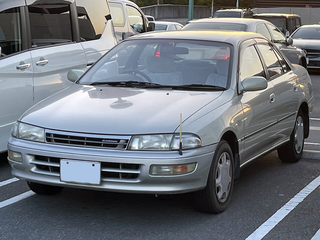 Toyota Carina E T190 (1992-1997) – Evropský úspěch