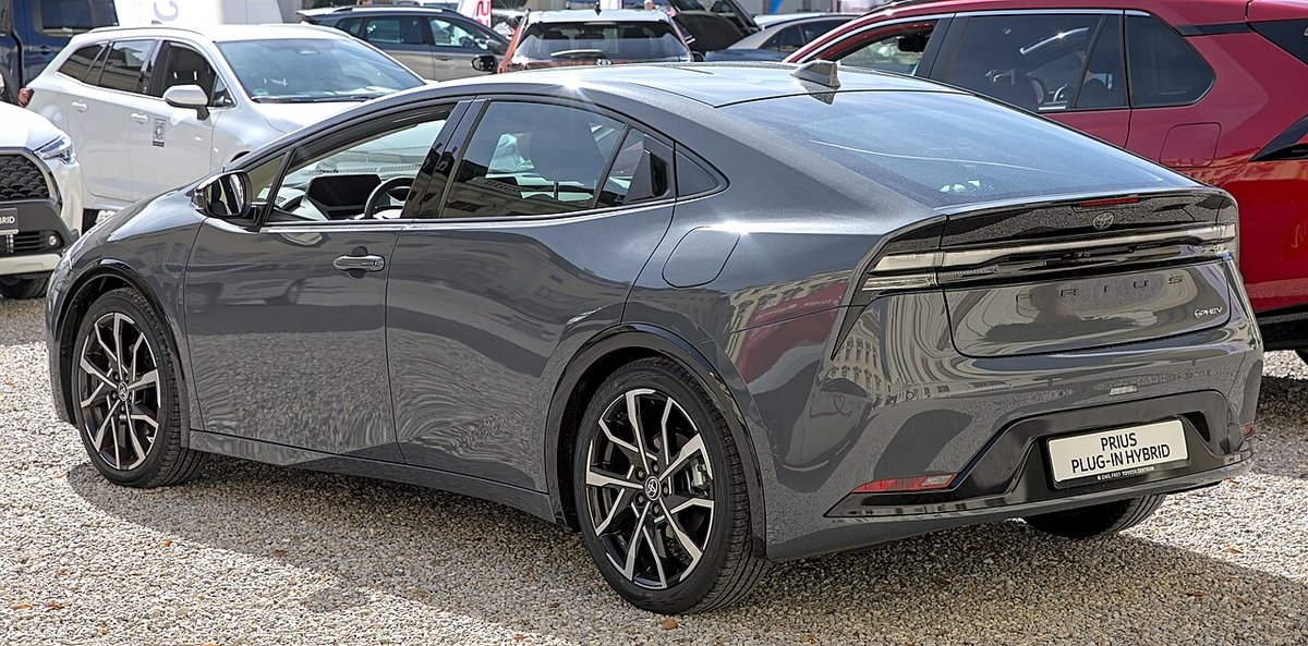 Toyota Prius XW60 (2022+) – Prius je sexy