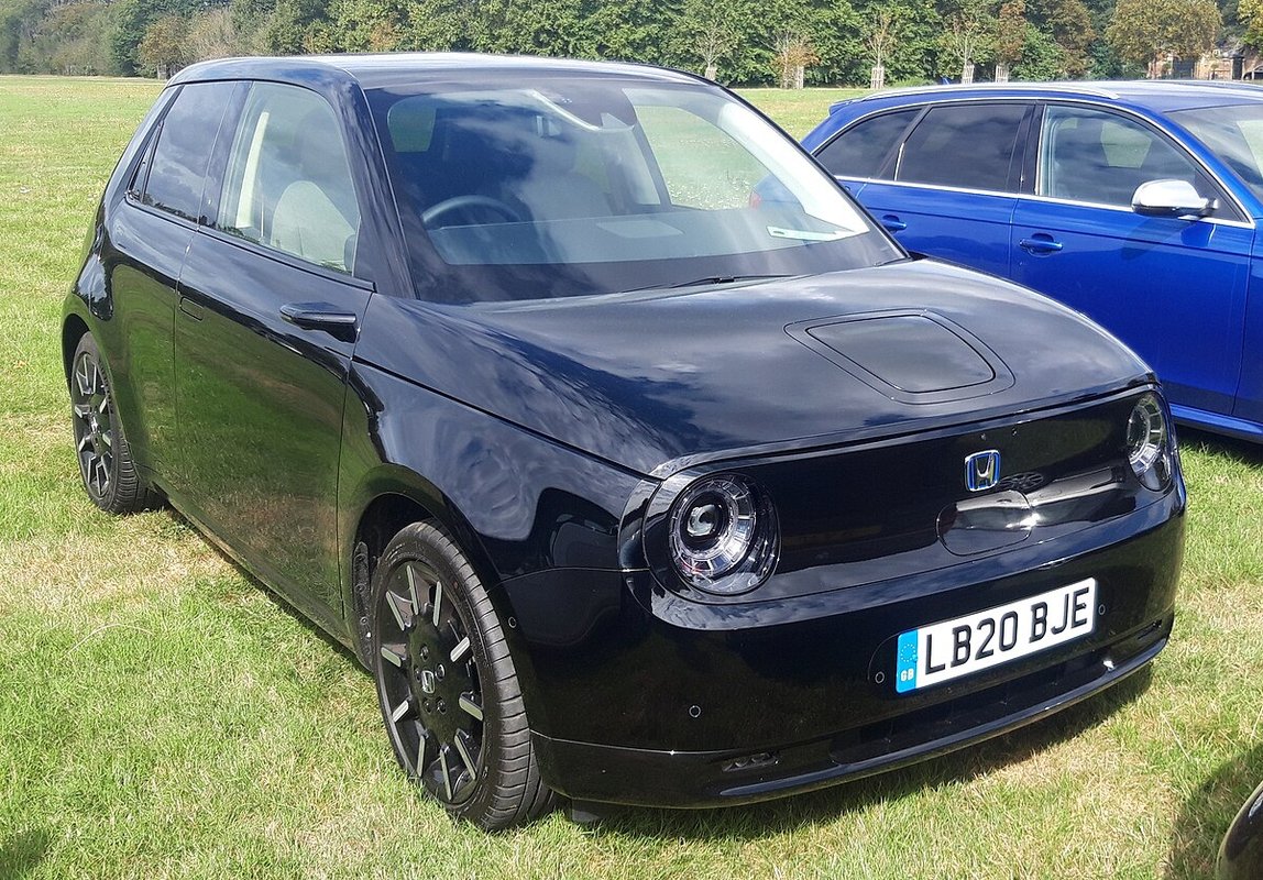 Honda e 1. generace (ZE1)