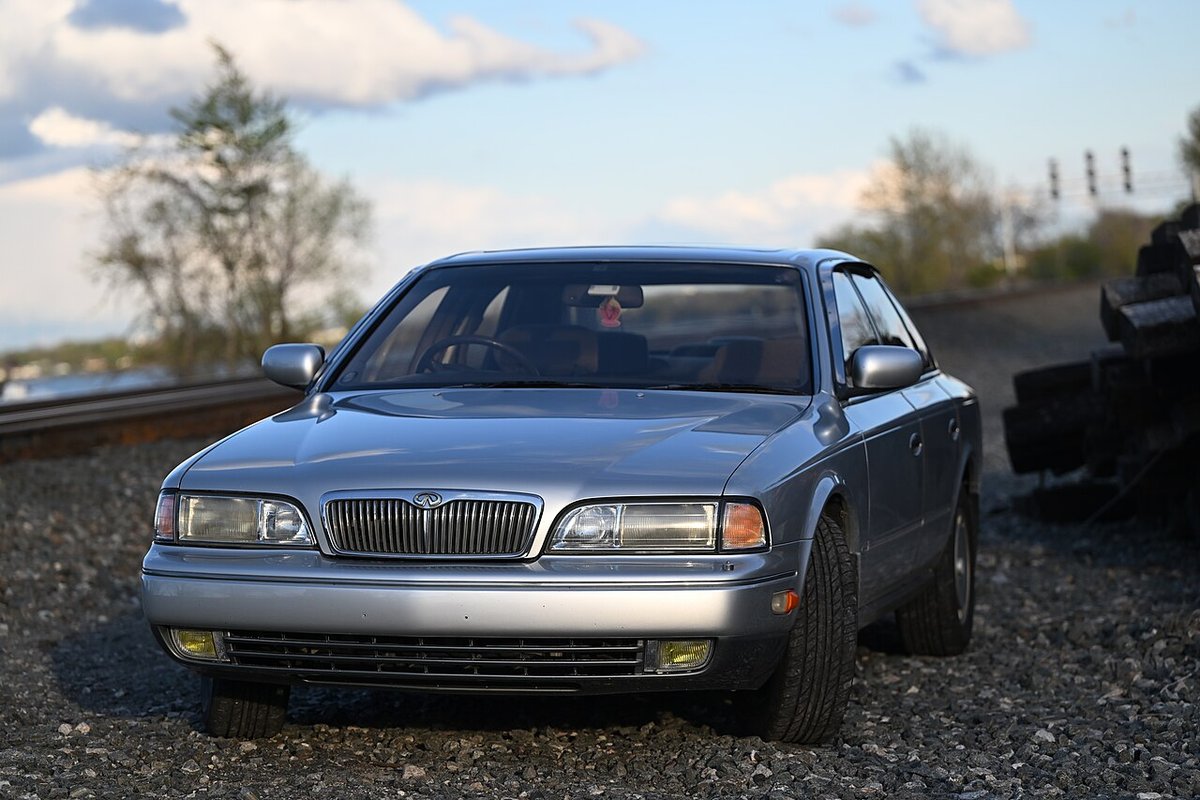 Infiniti Q45 1. generace (G50)