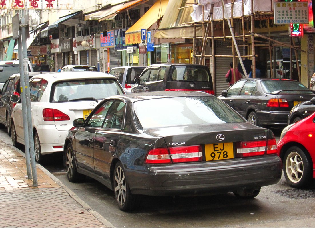 Lexus ES 3. generace (XV20)