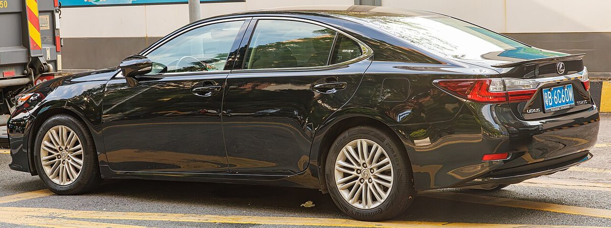 Lexus ES 6. generace (XV60)