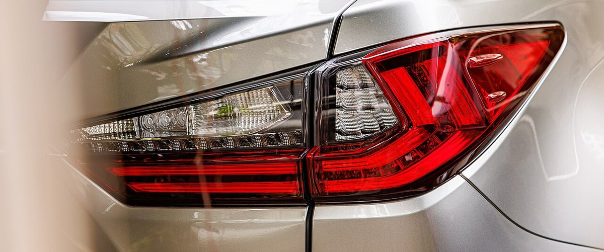 Lexus RX 4. generace (AL20)