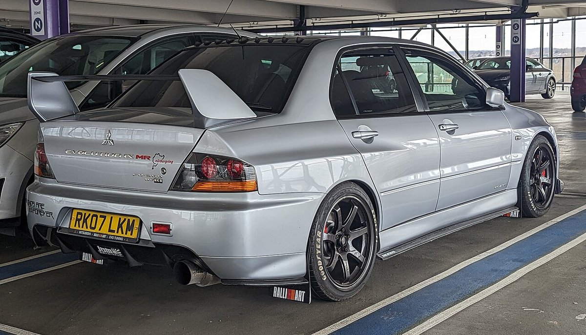 Mitsubishi 360 8. generace (H42/H47)