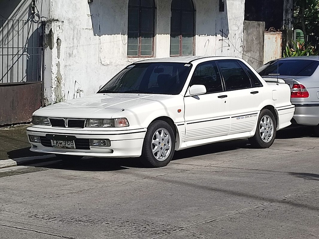 Mitsubishi Galant 0. generace (VR-4)