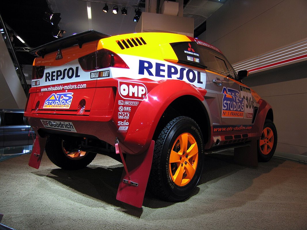 Mitsubishi Pajero 4. generace (V80/V90)