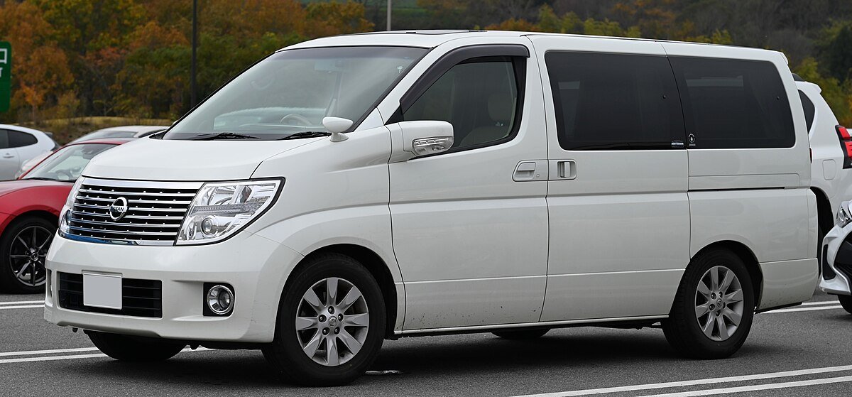 Nissan Elgrand 2. generace (E51)