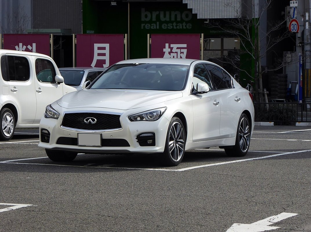 Nissan Skyline 13. generace (V37)