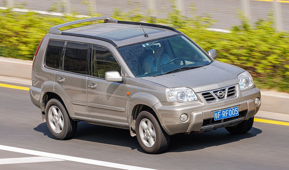 Nissan X-Trail 1. generace (T30)