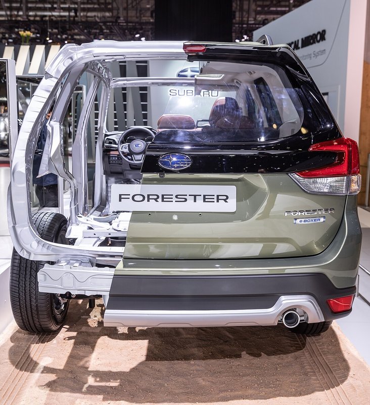 Subaru Forester 5. generace (SK)