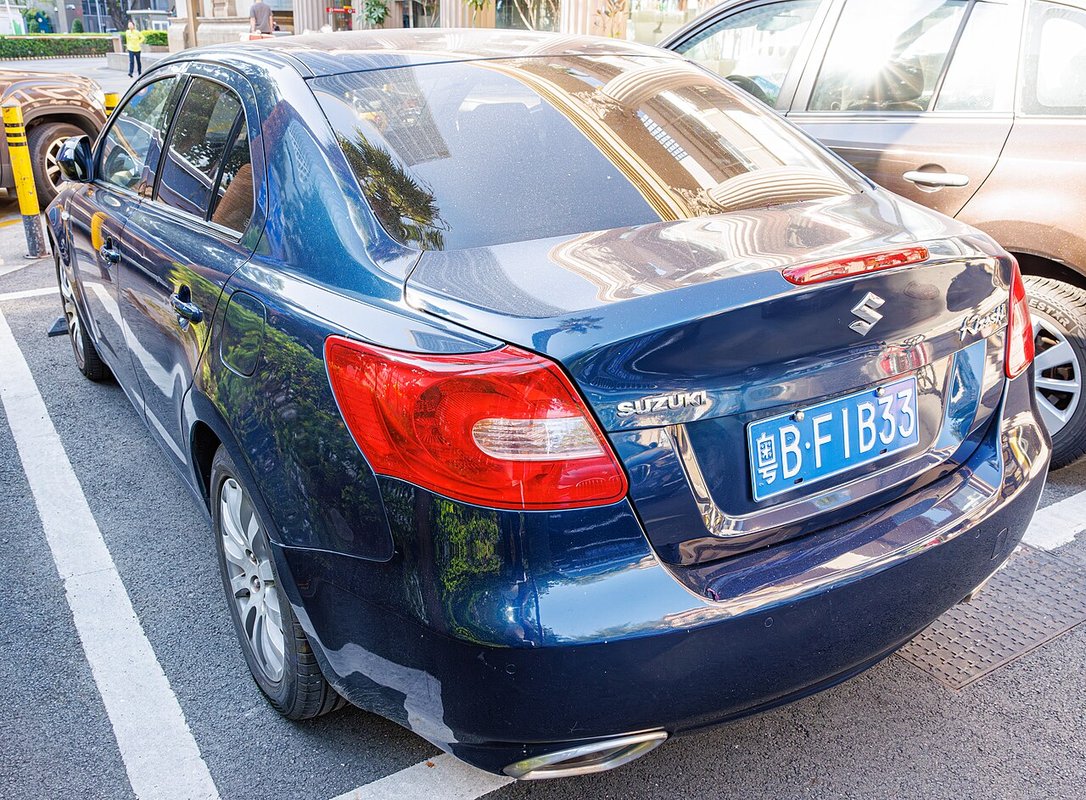 Suzuki Kizashi 1. generace (RE/RF)